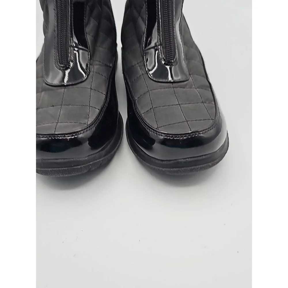 Totes Women's Quilted Winter Boots Black Faux Fur Zip Insulated Size 9 M